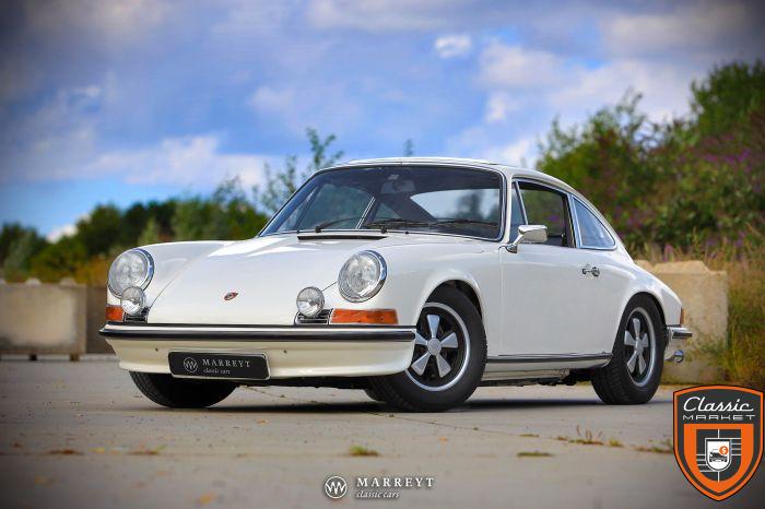 Porsche 911S 2.4L Sunroof Coupe