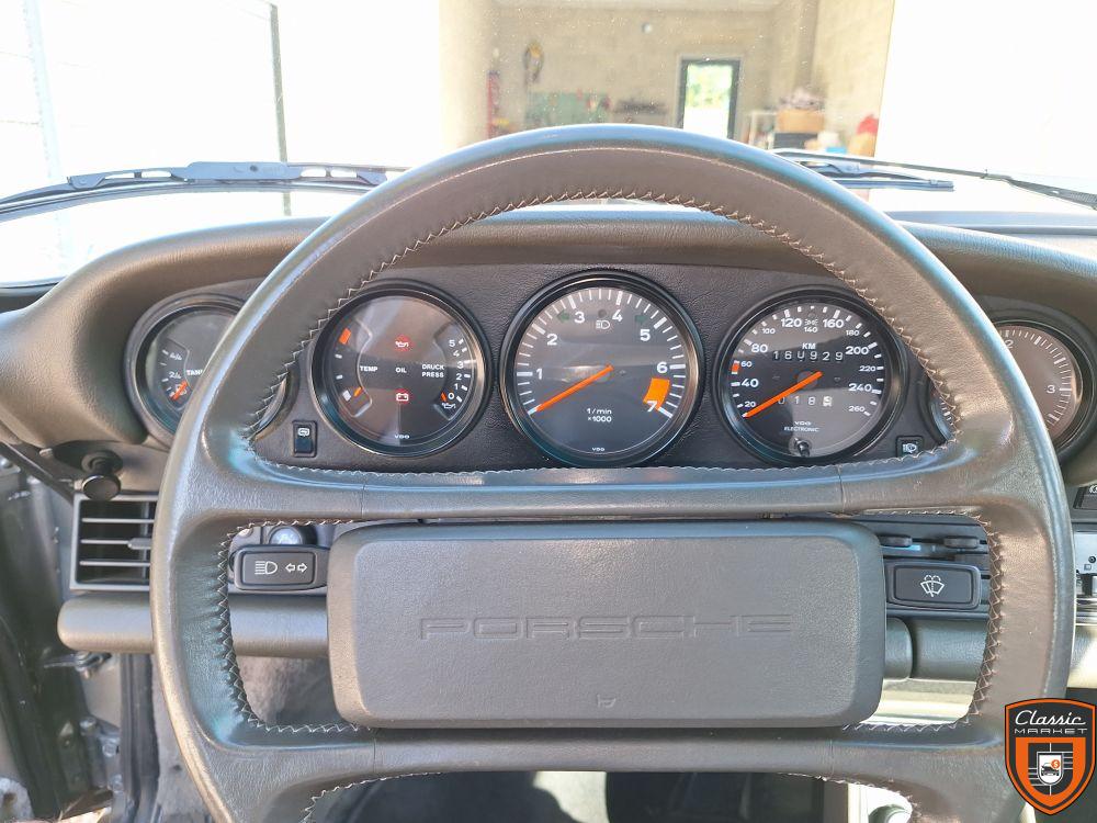 PORSCHE 911 Carrera 3.2 G50