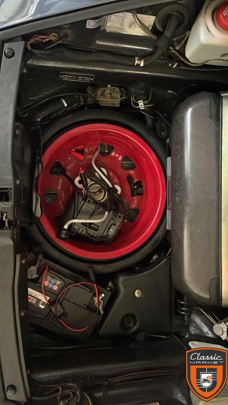 Porsche 964 c4 dans un état exceptionnel moteur refait a neuf