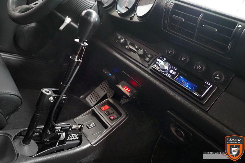 Porsche 993 RS Clubsport homage