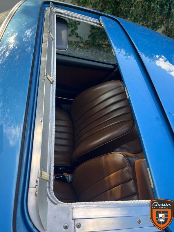 Porsche 911 T 2.4 (1972) – Fully Restored