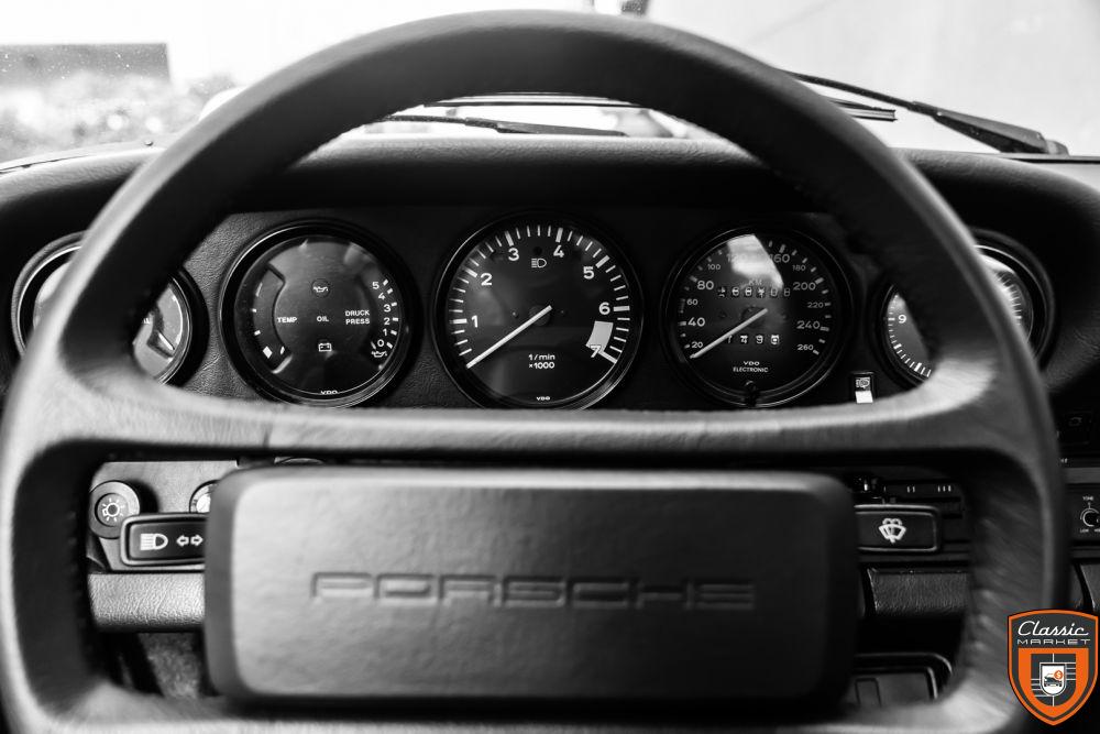 PORSCHE 911 CARRERA 3.2 COUPE' - 1984