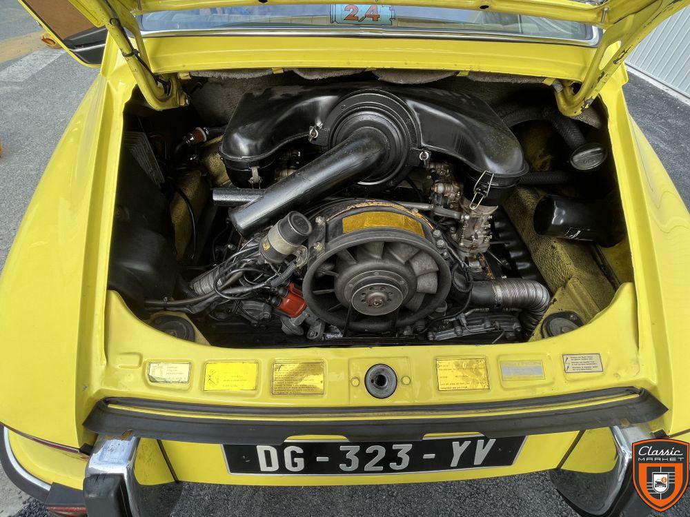 A louer 911 T 2.4 Jaune