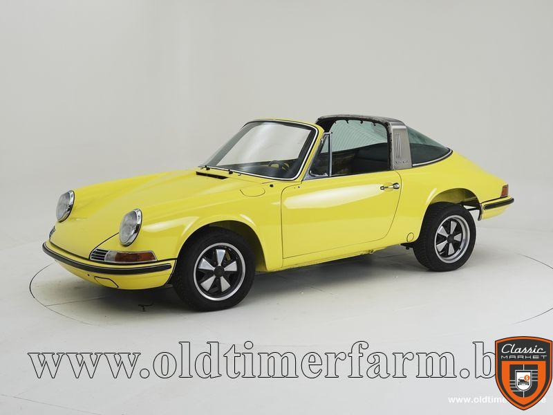 Porsche 911 2.4 Targa Olklappe '72 CH0390